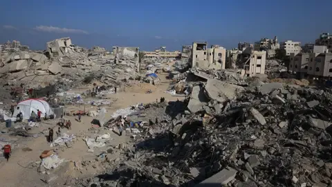 Israeli Armored Vehicles Push into Major Gaza City Civilian Area